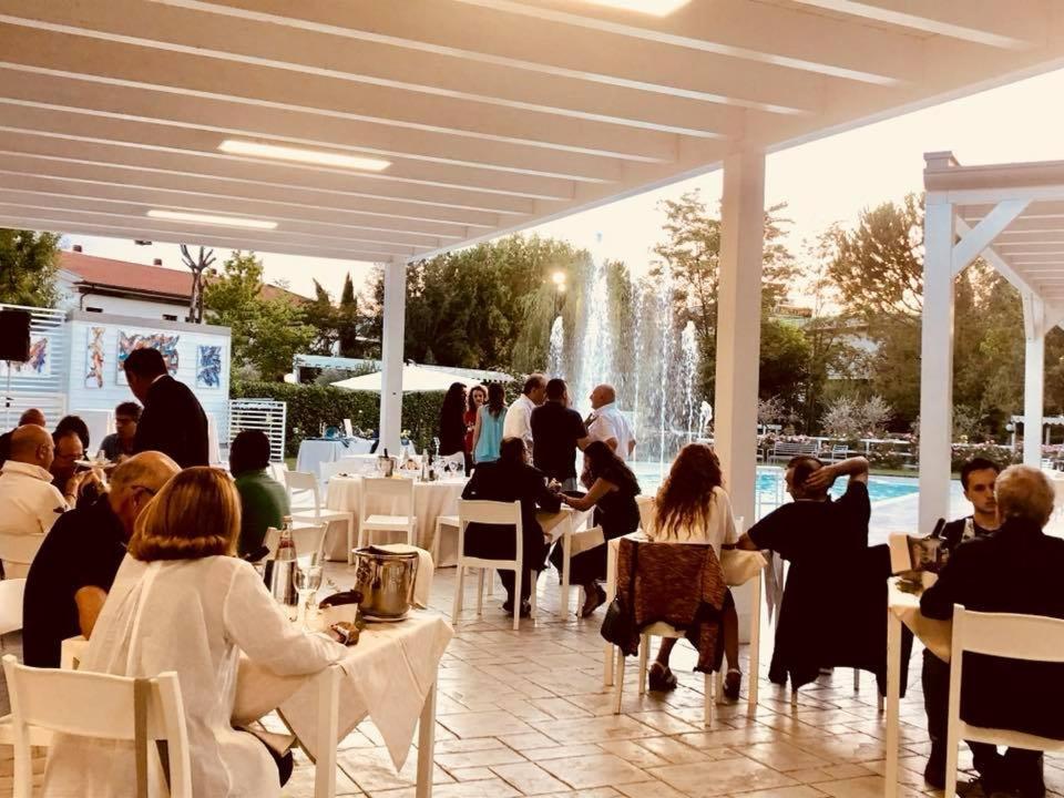 Hotel Santacroce Meeting Sulmona Exterior foto